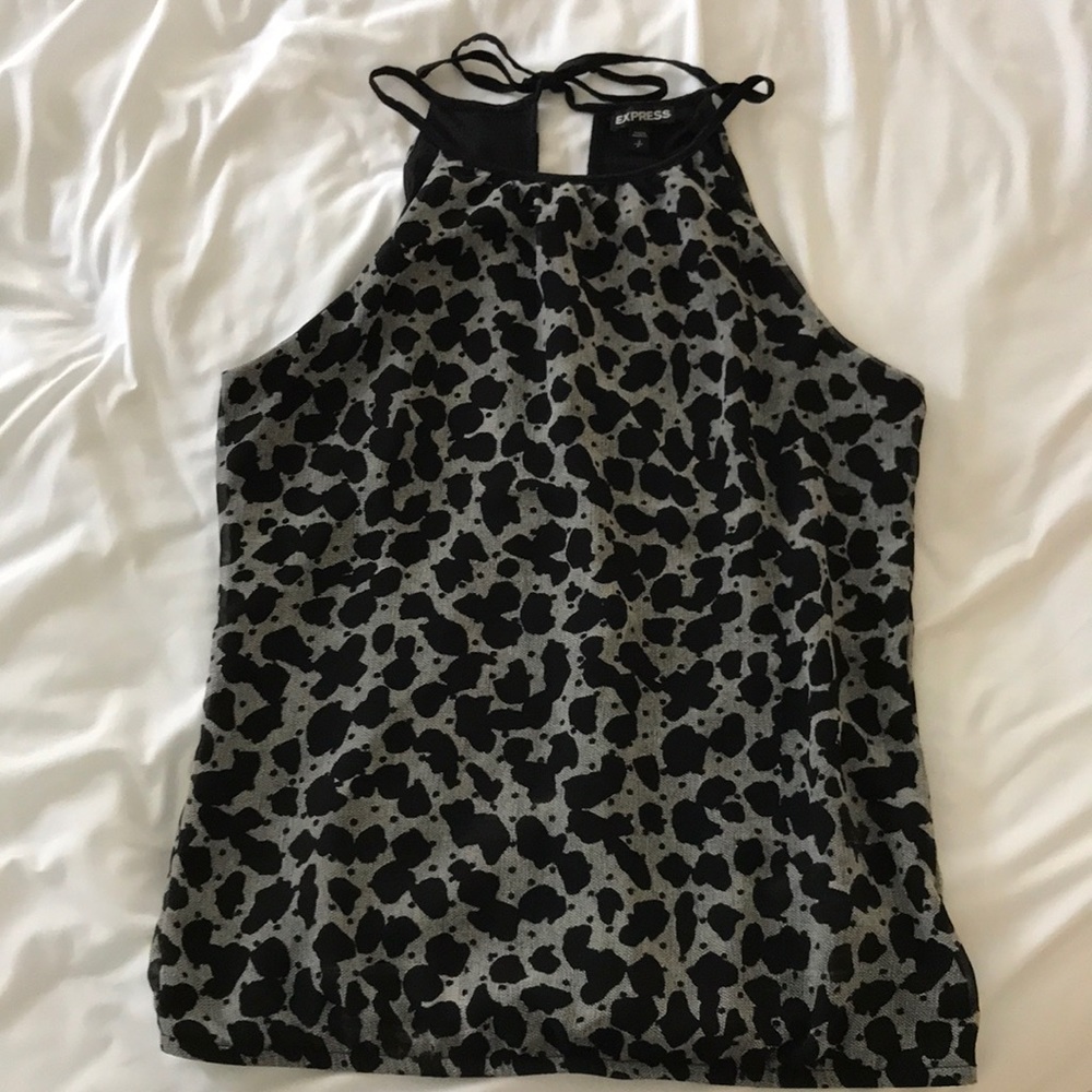 Halter style Express tank